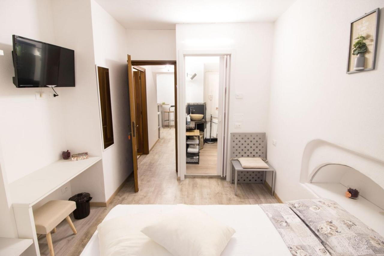 Loft & Espace Maison 1706 Lago Orta 보르고마네로 외부 사진